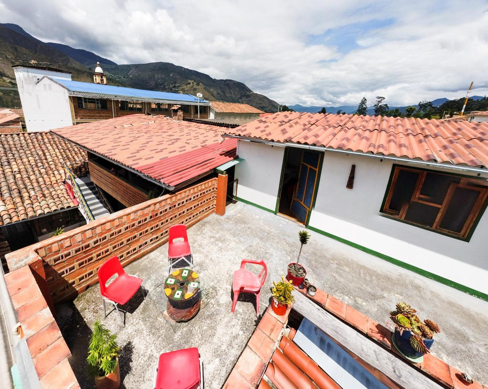 Hostal El Caminante El Cocuy ภายนอก รูปภาพ